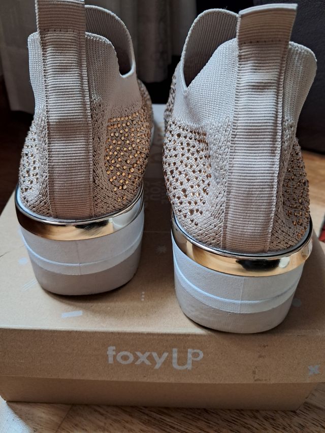 Foxy up zapato moka y brillantes mujer