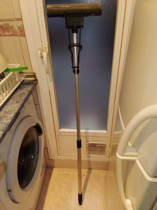 TUBO METALICO EXTENSIBLE PARA LIMPIAR LOS CRISTALE