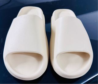 Chanclas Adidas YEEZY Bone 