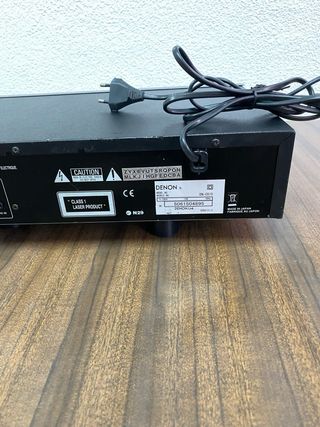 Reproductor CD profesional Denon DNC615