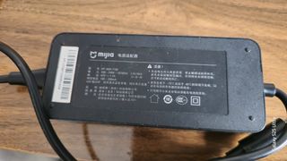 Cargador de patinete eléctrico