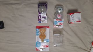 TETINAS, CHUPETES y esterilizador KUHN RIKON 