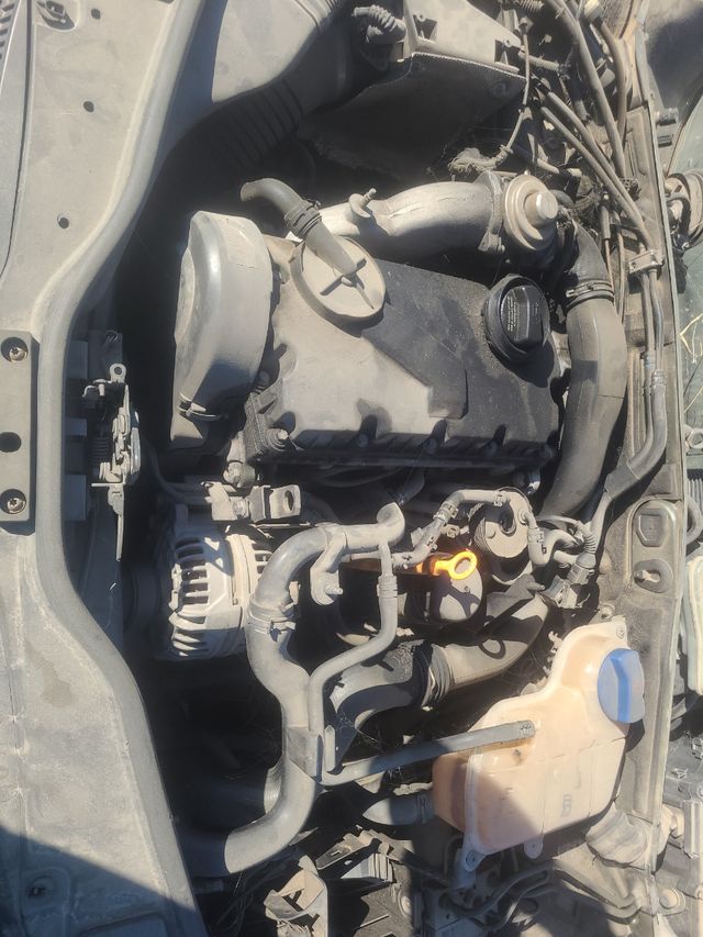 Despiece volkswagen passat aleta izquierda