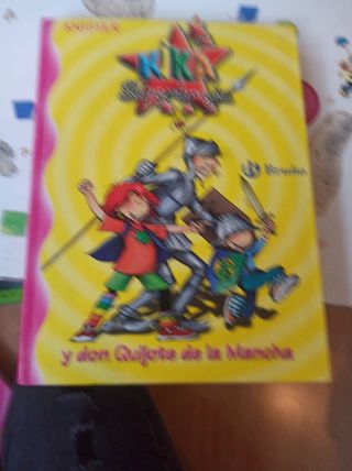 Kika Superbruja y don Quijote de la Mancha (Spanish Edition)