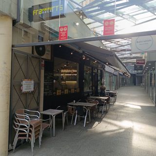 Bar Frankfurt cafeteria