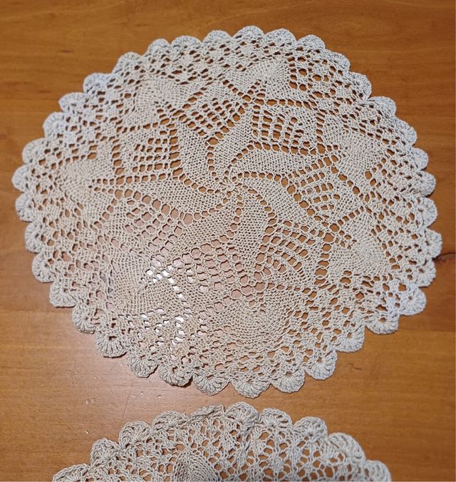 Centrini beige vintage