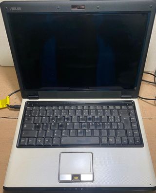 Pc portatile Asus 14 pollici windows 10+office 