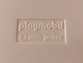 CASITA MALETÍN PLAYMOBIL