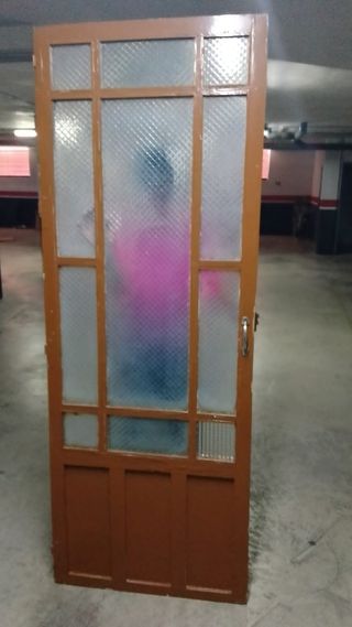 Puerta antigua casa huerta