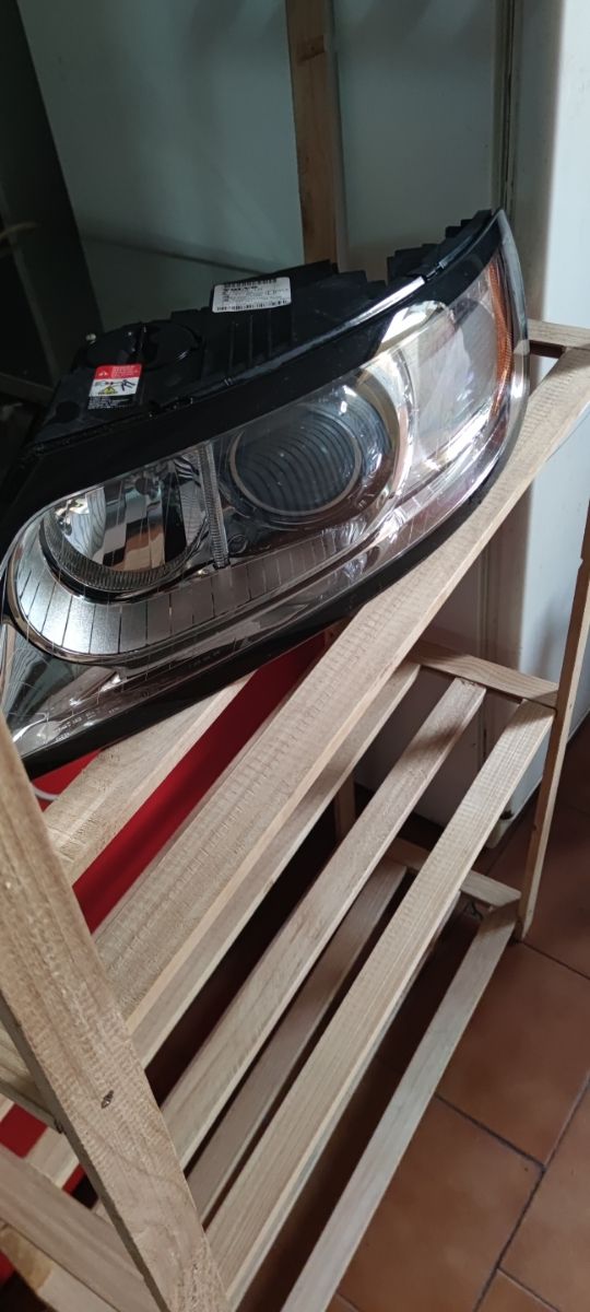 Volvo S40 farol esquerdo