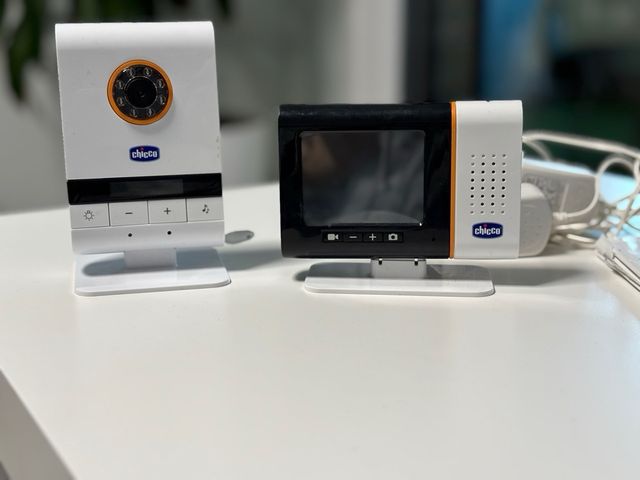 Vigilabebes video Chicco