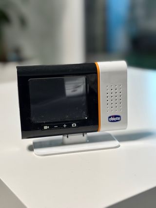 Vigilabebes video Chicco