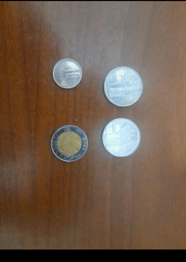 Monete Lire italiane e Romania