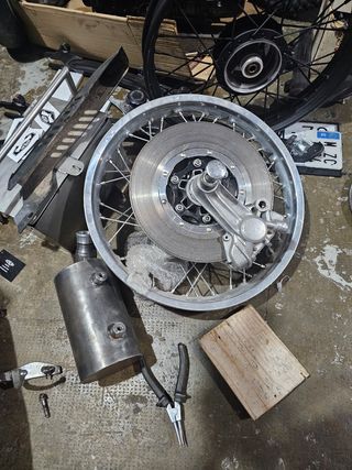 Horquilla discos llantas cb750 cb900 depósito 