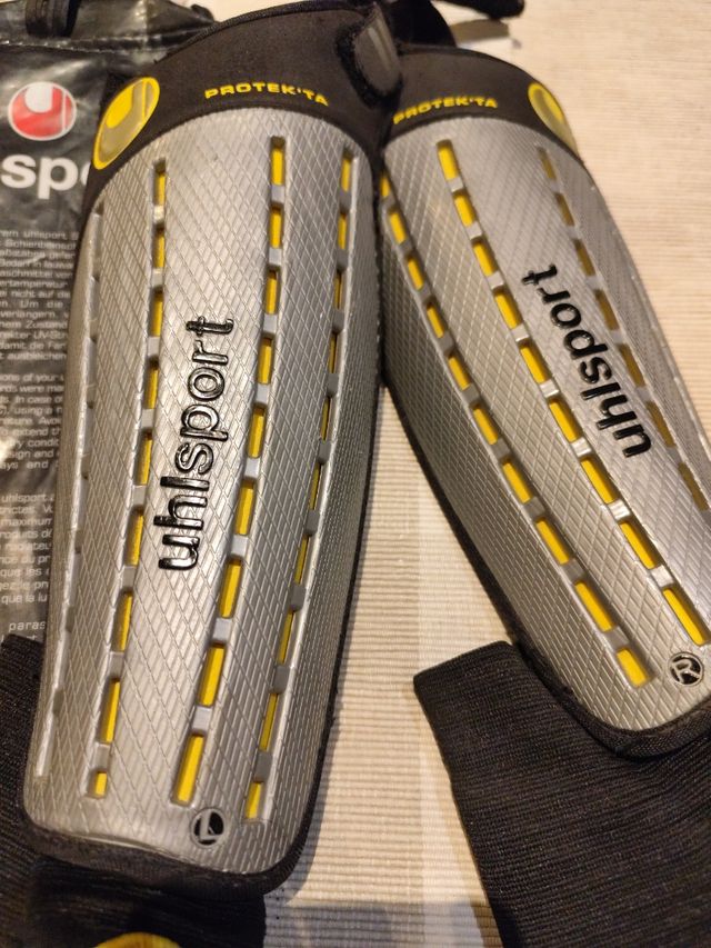 Espinilleras uhlsport