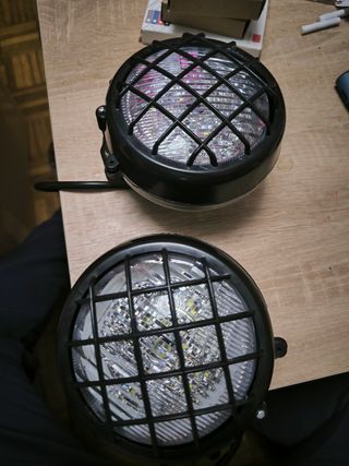2 Faros