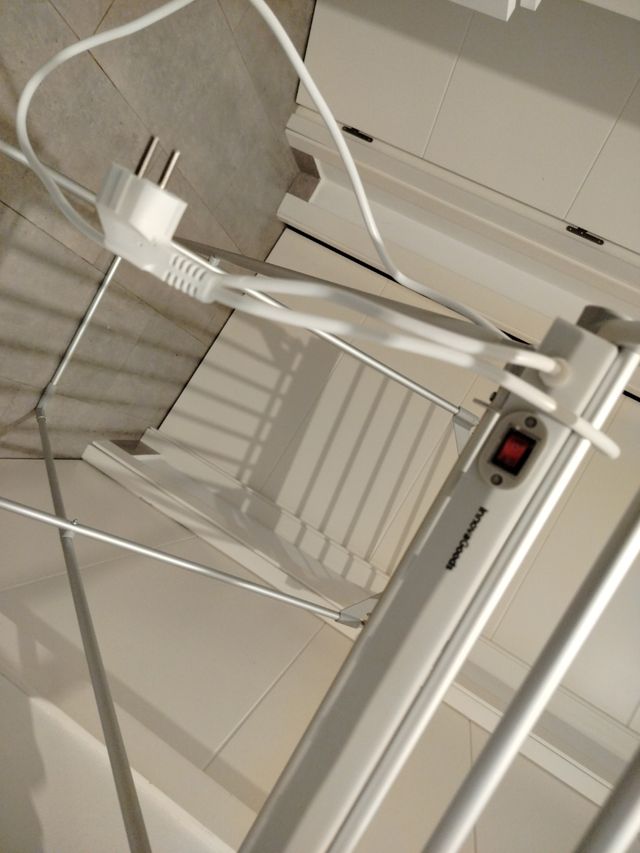 Tendedero eléctrico