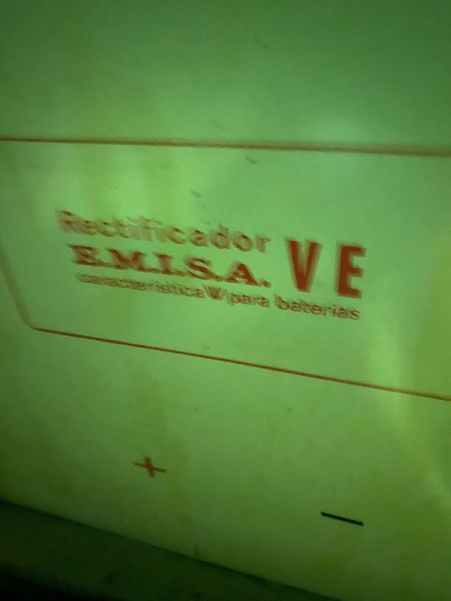 Cargador trifasico para carretilla elevadora