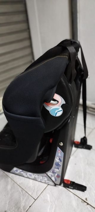 Silla para coche Chicco Artsana negra