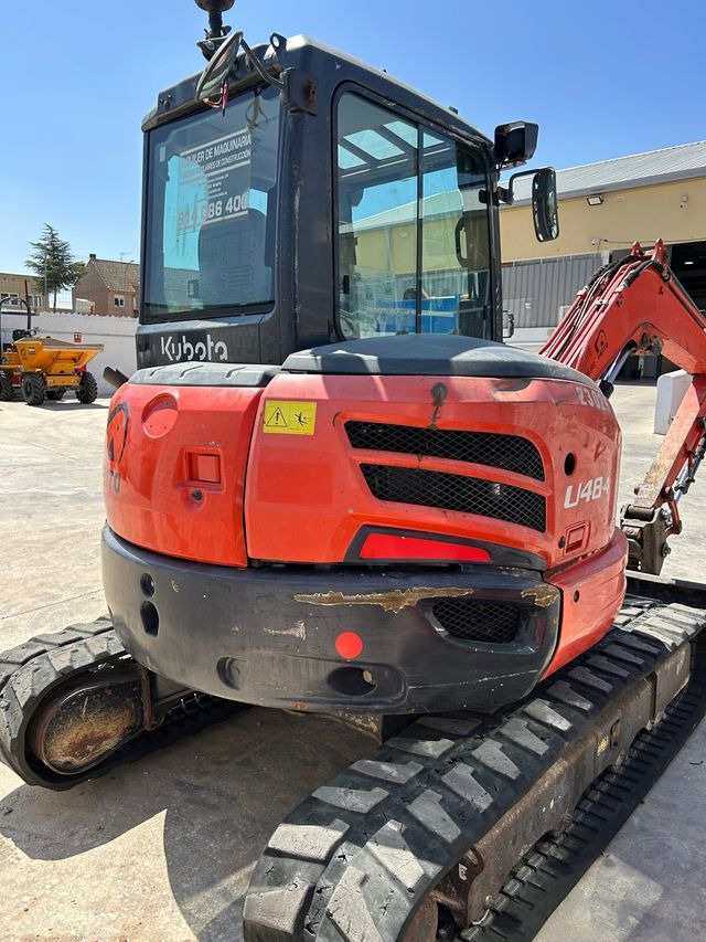 Excavadora kubota U48