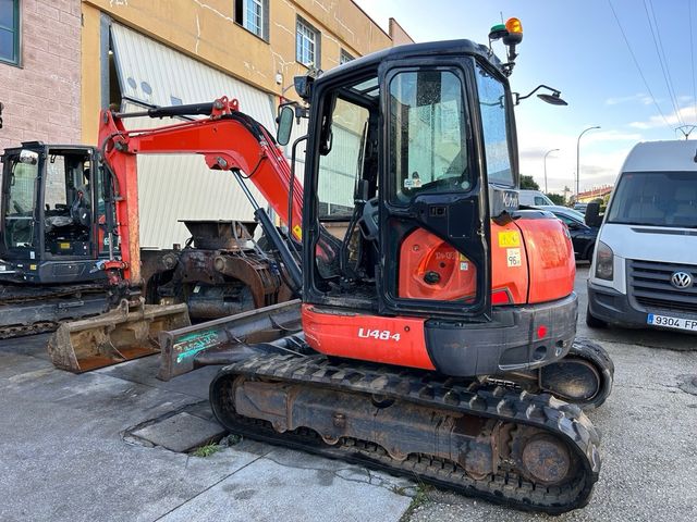 Excavadora kubota U48