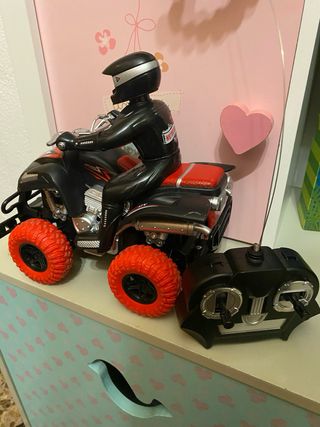 Juguete moto todoterreno teledirigida