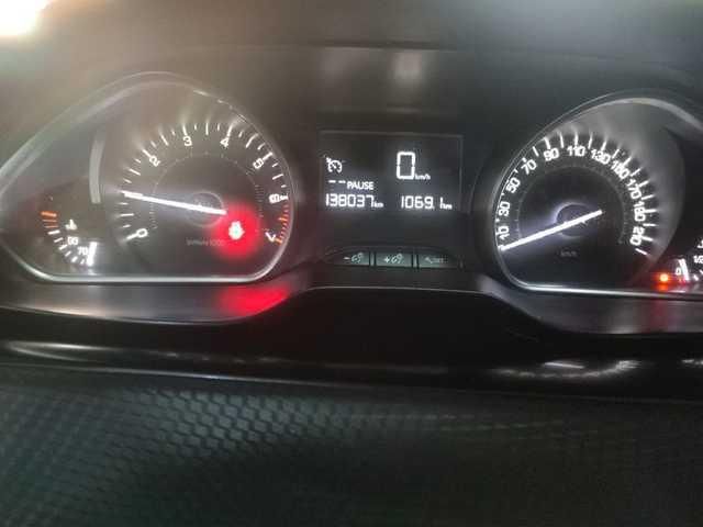 Peugeot 208 PureTech 110 SANDS Allure 81 kW (110 CV)