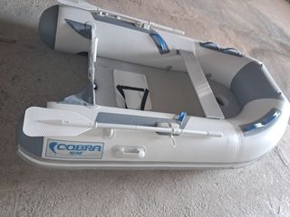 Neumática COBRA 2,49m + Motor TOHATSU 5CV 