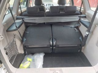 Mitsubishi Grandis 2010