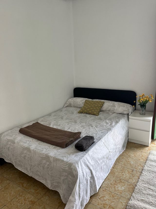 HABITACIONES LOW COST. CENTRO DE VALENCIA.