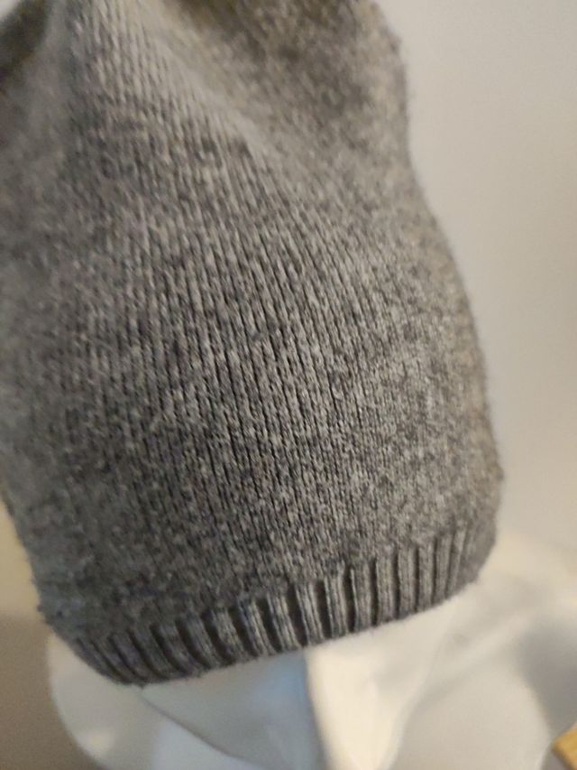 Cappello in lana doppio grigio