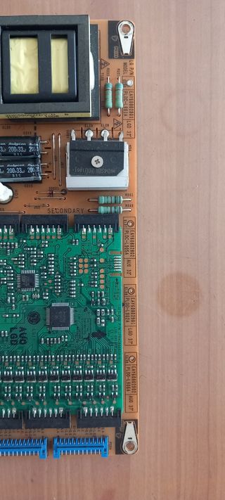 TV LG 32LE7500-ZA PLACA ALIMENTACIÓN