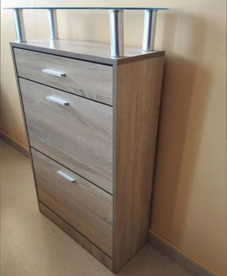 ZAPATERO ROBLE CON MESA CRISTAL y ACERO INOXIDABLE