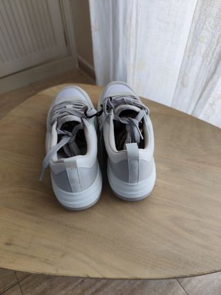 Zapatillas chica Pull Bear 38 NUEVAS 
