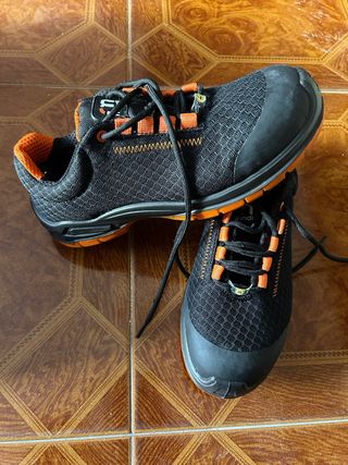 Zapatos de seguridad talla 39.5