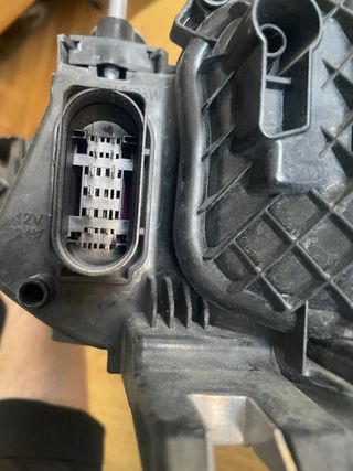 Faro derecho audi A1