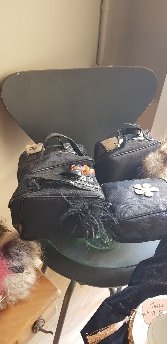 Silla giratoria estilo Arne Jacobsen