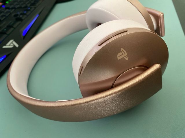 Cascos Gaming Sony Rose Gold PS4