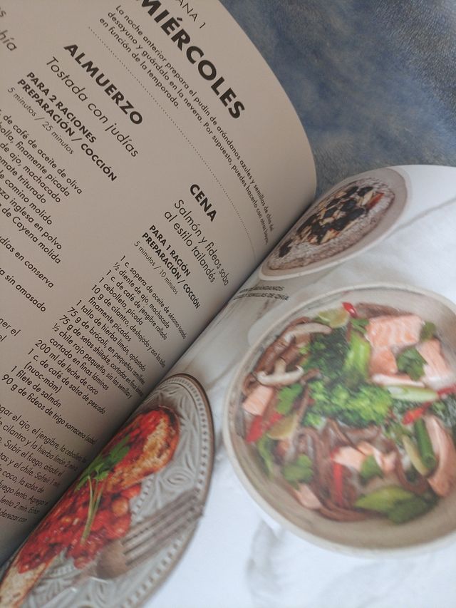 28 días para potenciar tu inmunidad: El plan con consejos prácticos y más de 100 recetas para lograrlo