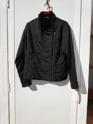 CHAQUETA CUELLO FORRADO