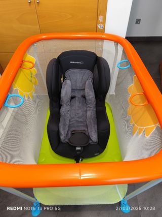 SILLA DE COCHE Y PARQUE INFANTIL