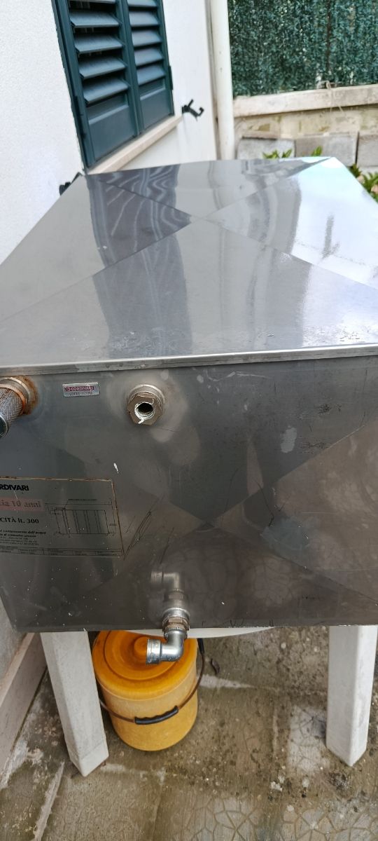 Serbatoio inox per liquidi