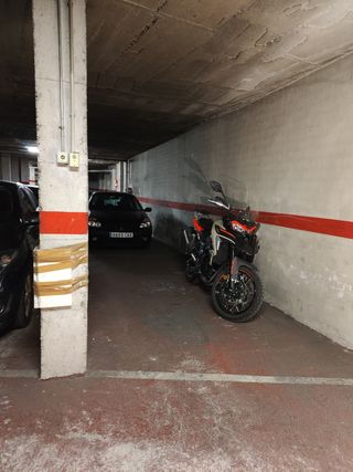 Alquilo parking Moto