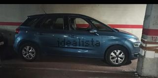 Alquilo parking Moto