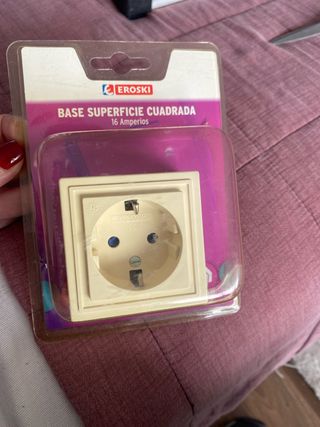 Base superficie cuadrada eroski