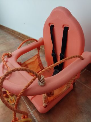 Columpio niño jardin