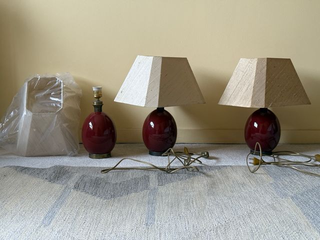 3 Candeeiros de mesa bordeaux com abajur