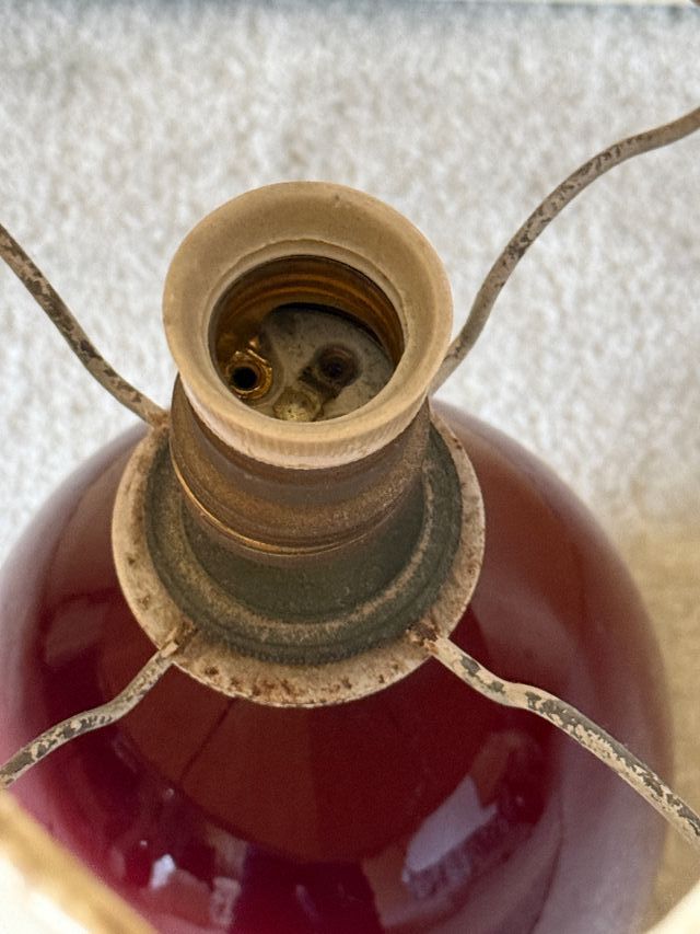 3 Candeeiros de mesa bordeaux com abajur