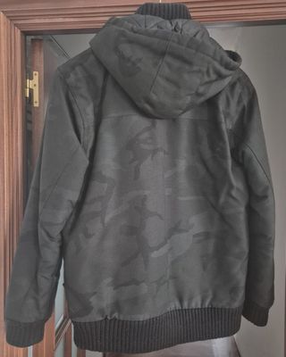 Chaqueta Carhartt camuflaje 
