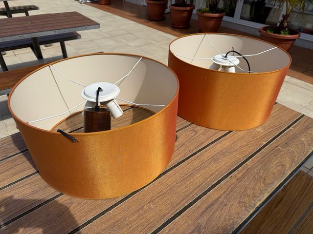 2 Lamparas redondas naranjas